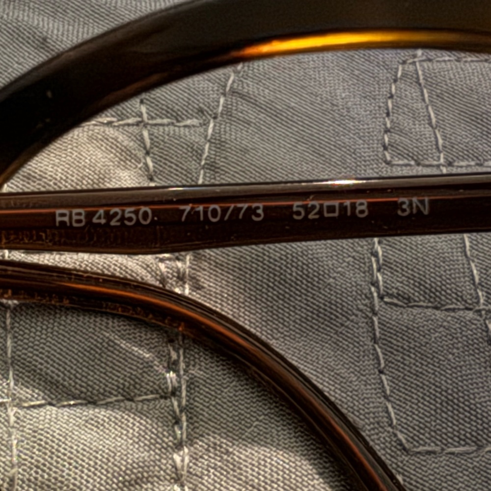 Eyeglass frames - Picture 2 of 2